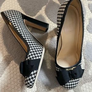 Kate spade bow tie herringbone pumps!